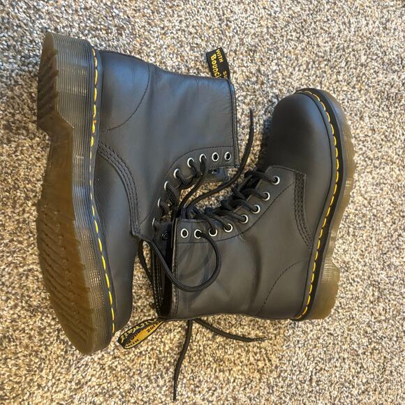 Dr Martens Black Smooth Leather Combat Boots Laced 1460 Docs Womens Size 5 - Picture 3 of 7